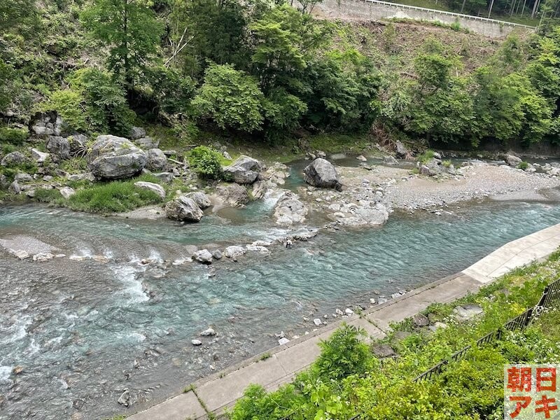 渓流釣り　テンカラ