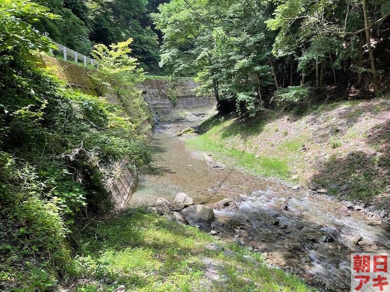 渓流釣り　テンカラ